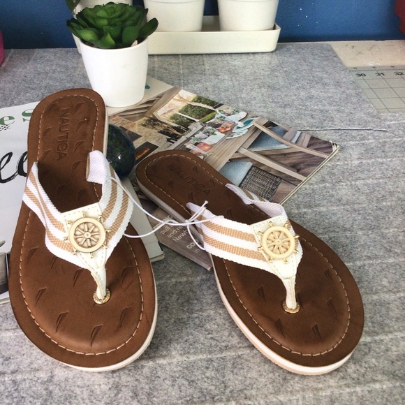 Nautica Summer Sandals NWOT - Picture 2 of 4